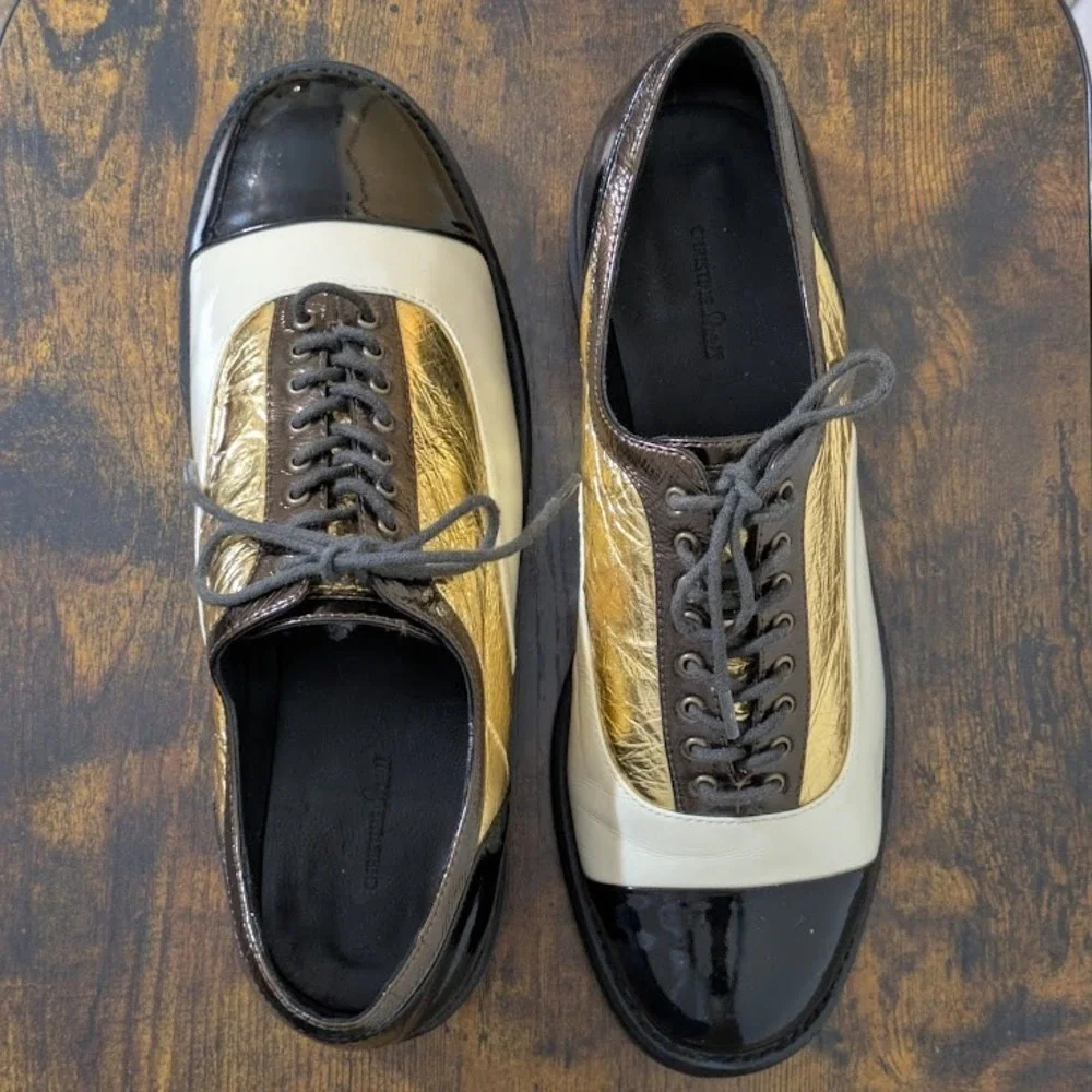 Christine SheII stylish vintage